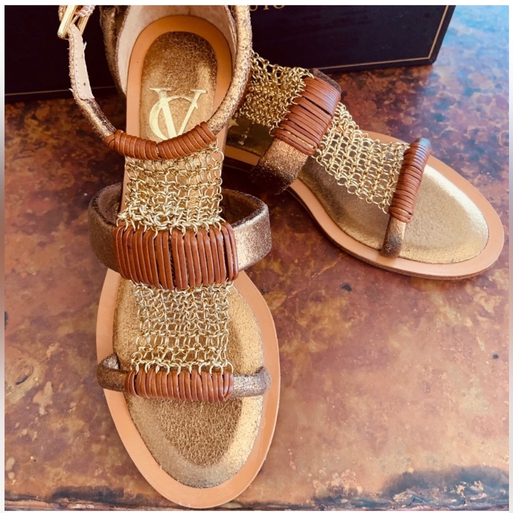 Vero Cuoio Metallic Gold and Brown Leather-Wrapped T-Strap Sandals